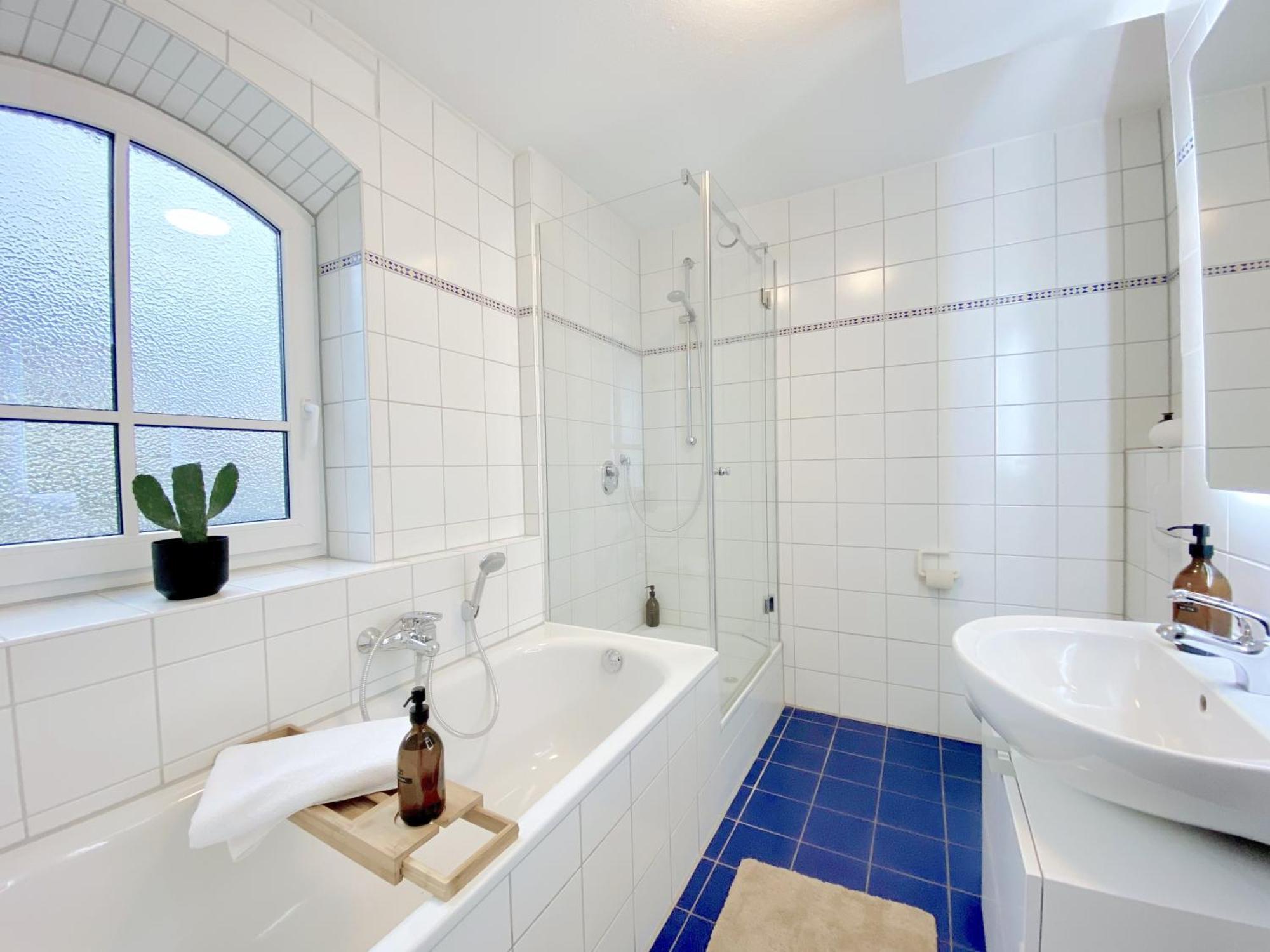Snug Stays I 3 Zimmer Design Apartment Am See Mit Garten I Home Office I Highspeed Wifi Weßling Esterno foto